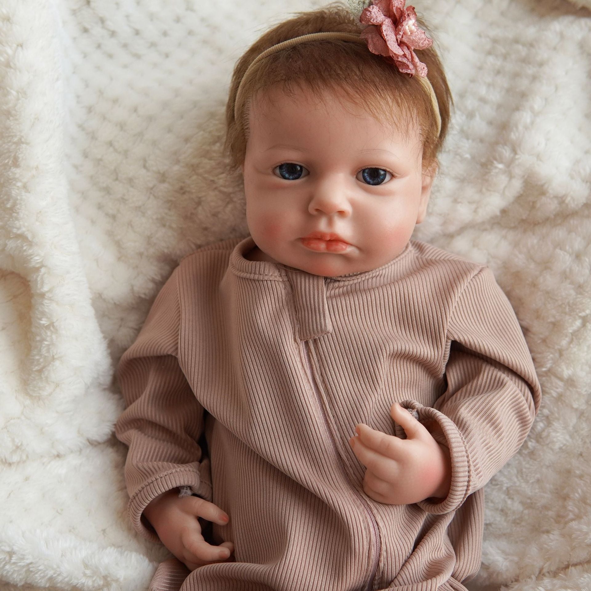 f3e16927-d0de-477b-bda9-d4a50879de85